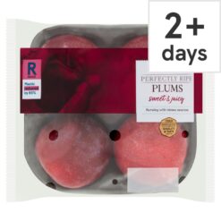 Tesco Perfectly Ripe Plums 325G